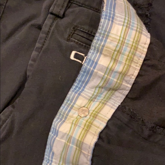 CROSS branded  Black shorts  size large. - Picture 8 of 9